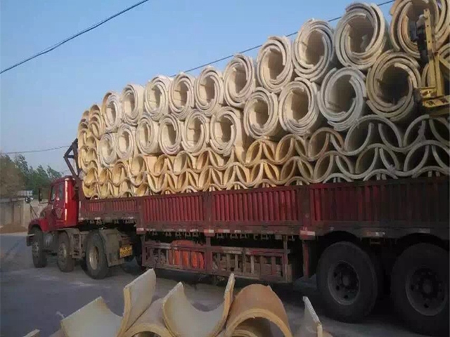 聚氨酯保溫管殼  